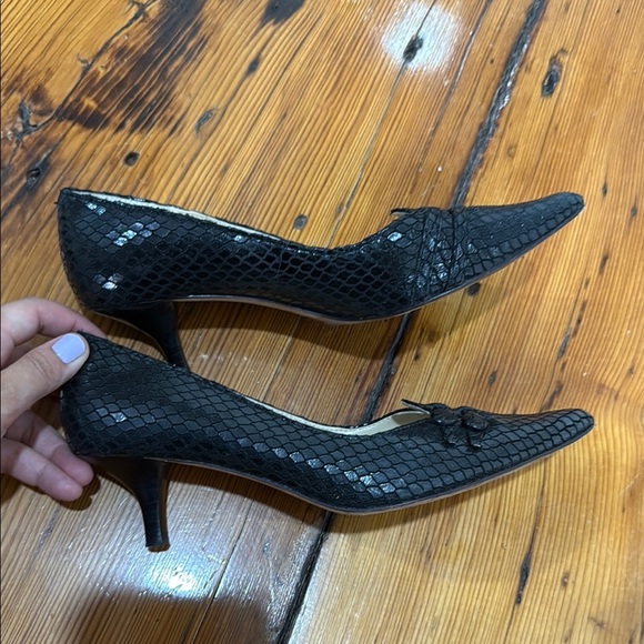 O Oscar De La Renta Bretten Women’s Black Leather Snake Skin Heels Size 7 M - Picture 4 of 16